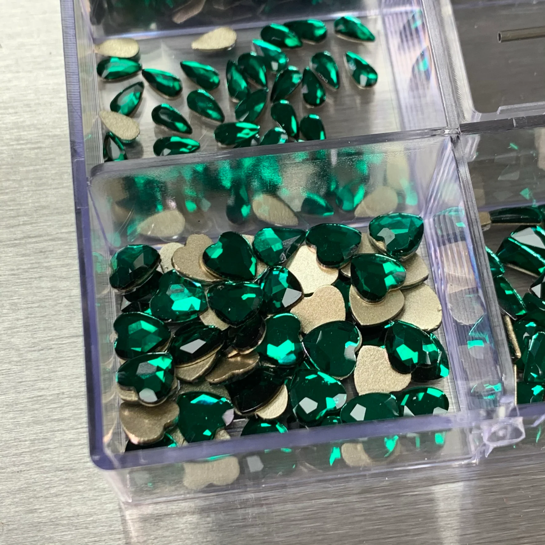 [Emerald Green] Rhinestones set - 20 big shapes x 50 each - Image 5