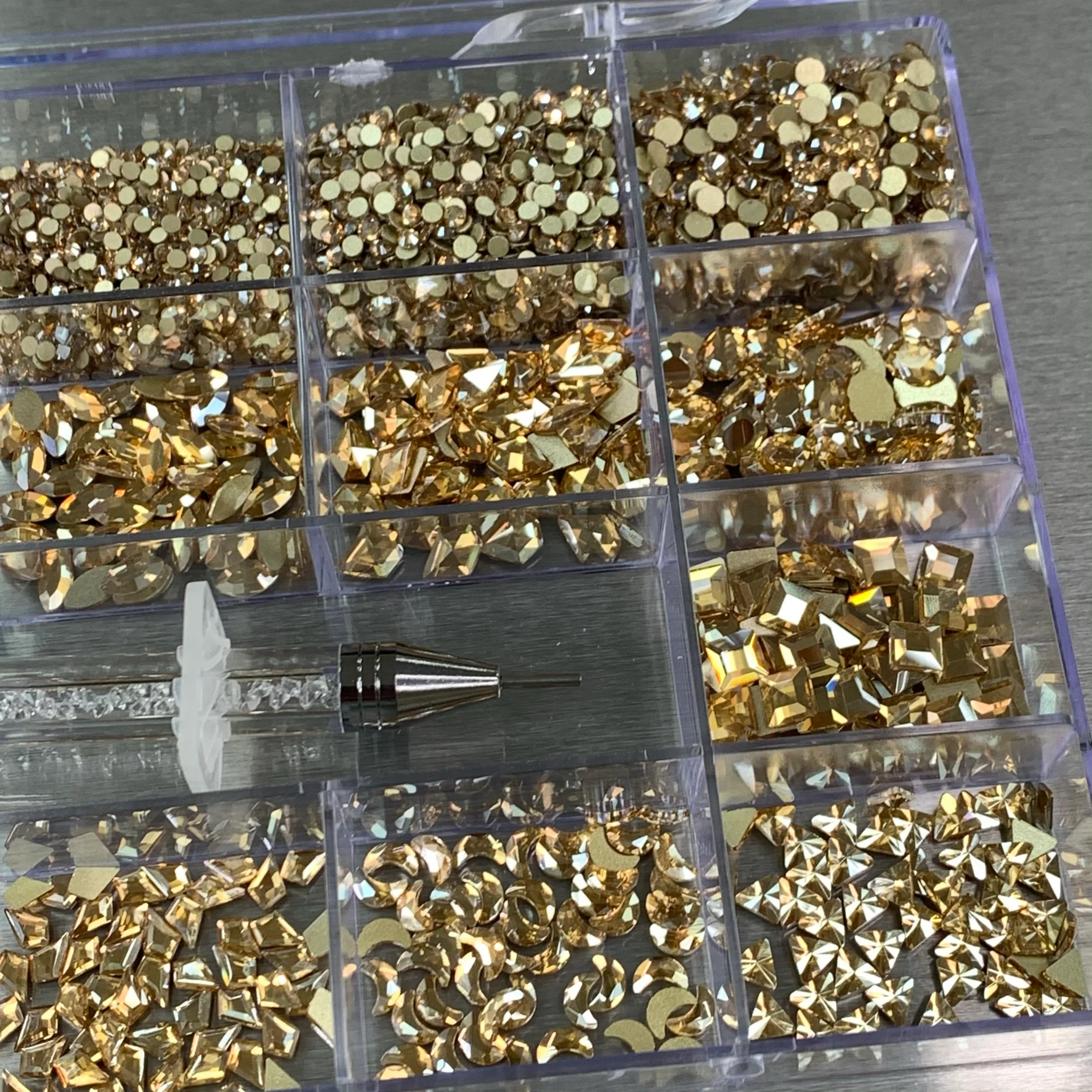 [Champagne Gold] Rhinestones set - 20 cells box - 14 big shapes and 6 round shapes - Image 5