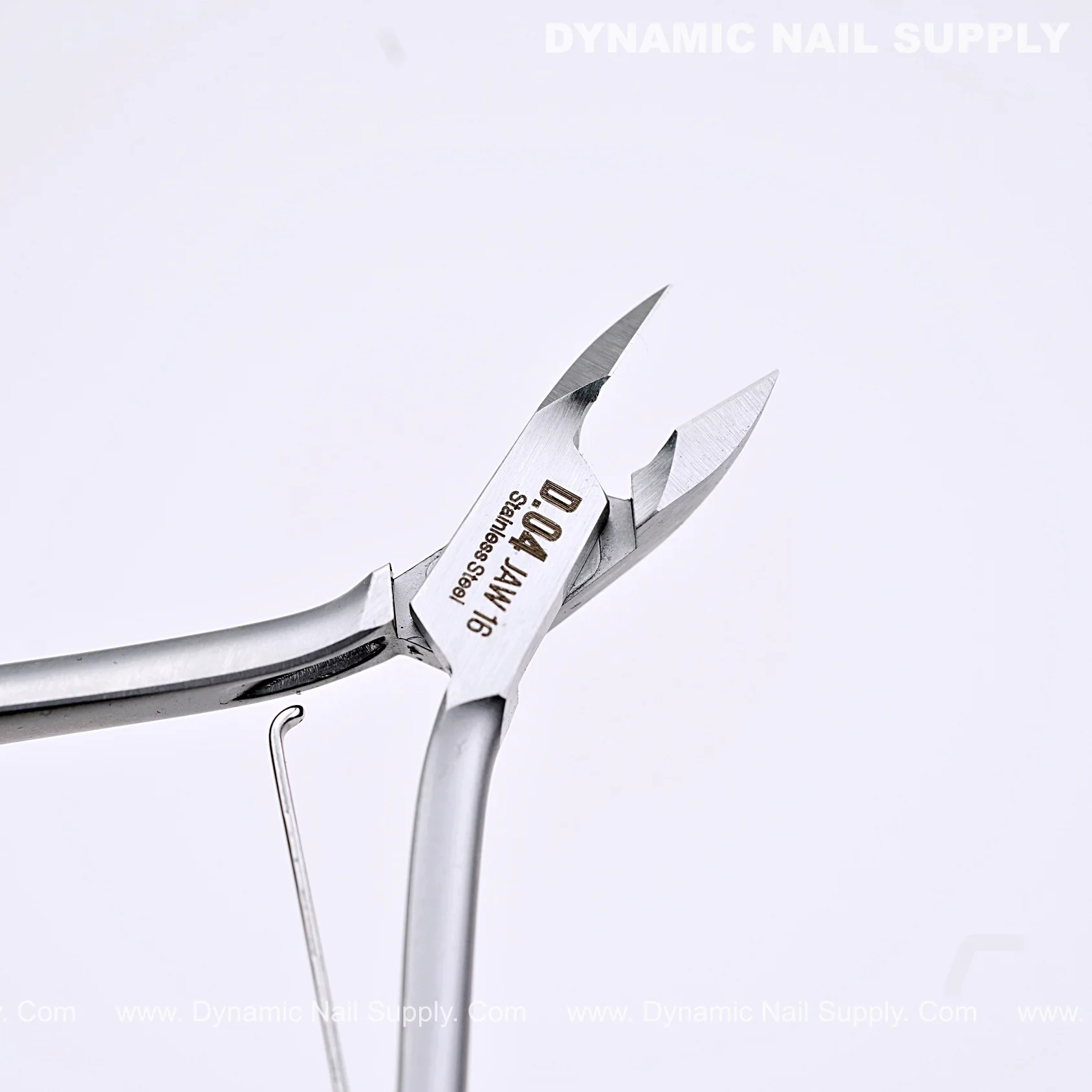 D04 - Jaw 16 - Pro Cuticle Cutter – Ergonomic Grip, Sharp Jaw for Dead Skin & Nail Care - Image 7