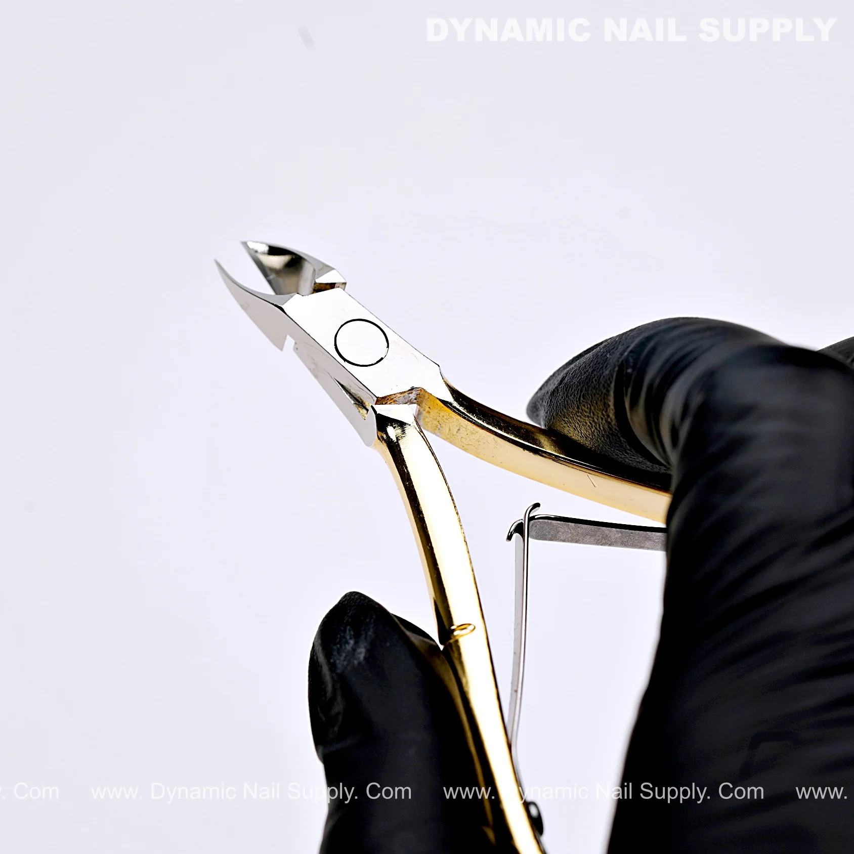 D501 - Ergonomic Carbon Steel Cuticle Nippers – Labor-Saving Design for Nail Techs and DIY Manicures - Image 3