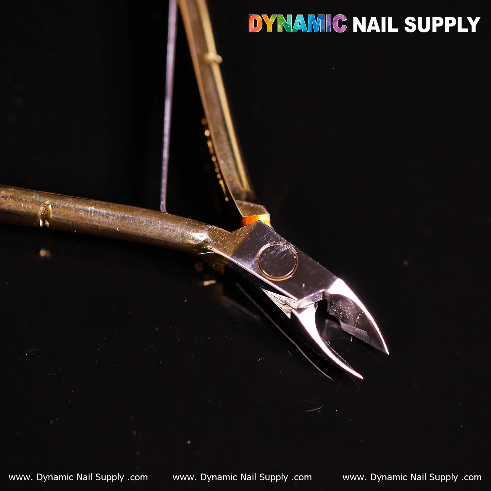 D555 - Professional Cuticle Nippers with high-tension spring and full jaw design make it easy to trim - Image 9