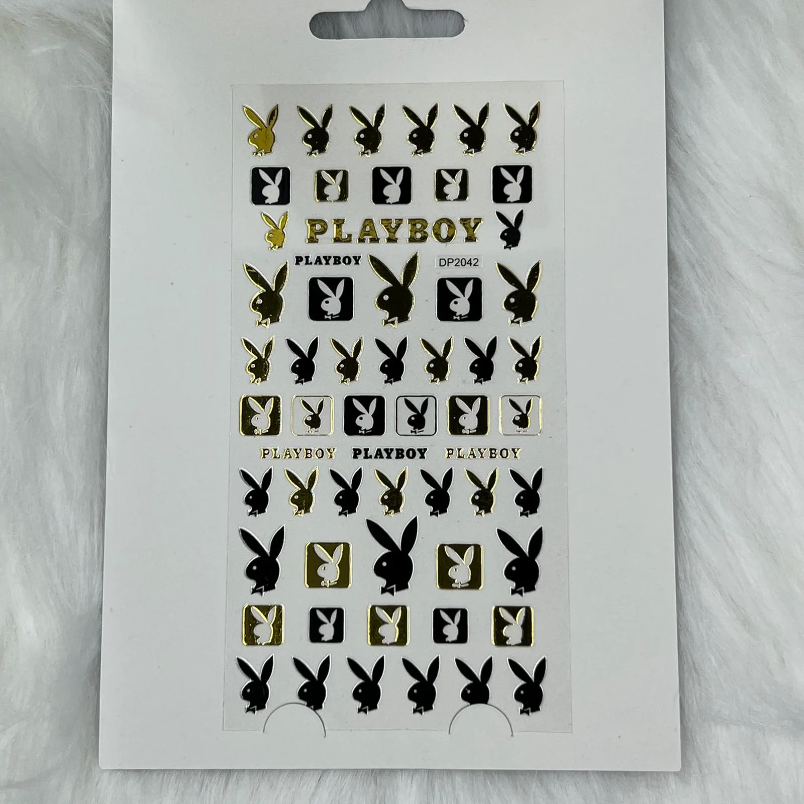Logo Sticker for nails art design - DP2042 - Gold/Black