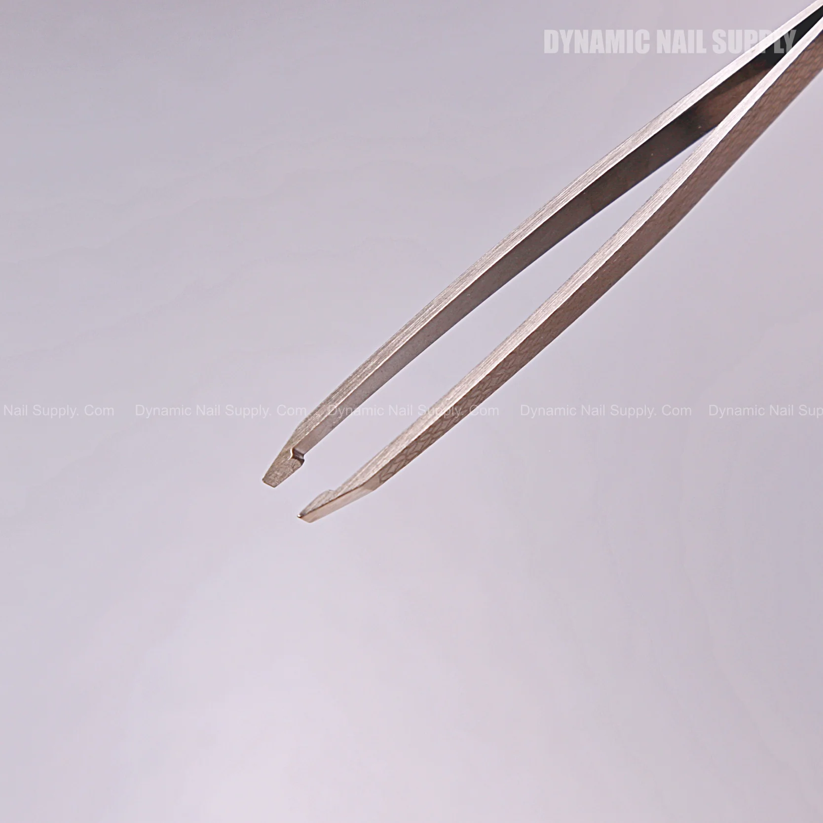 N426C - Professional Beauty Tweezer Slanted Tip Stainless Steel - Image 3