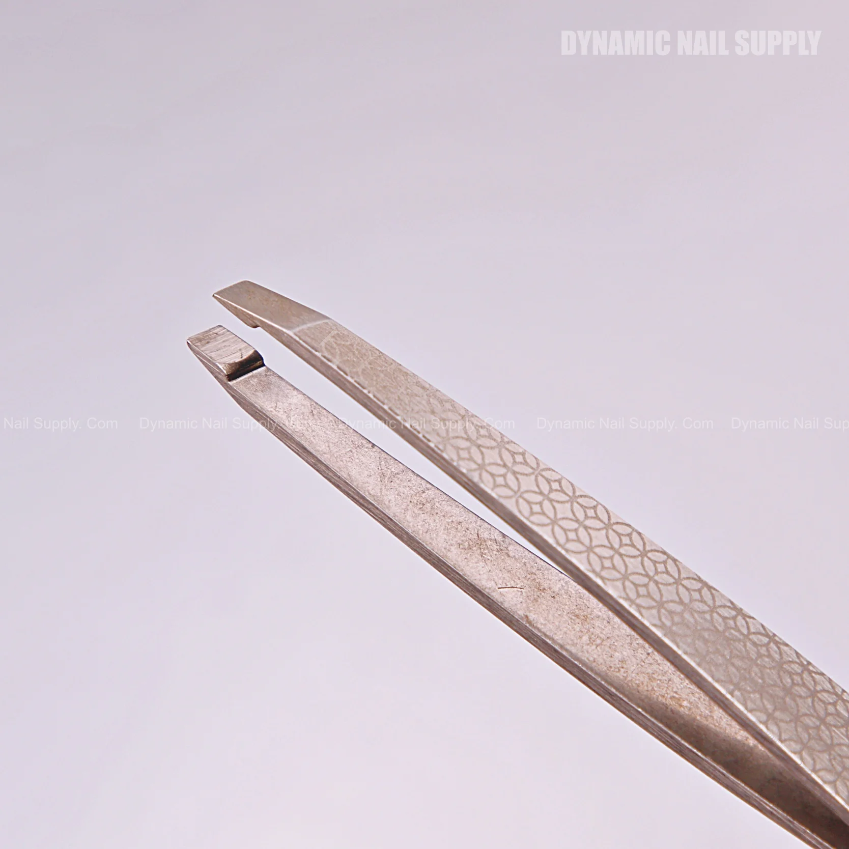 N426C - Professional Beauty Tweezer Slanted Tip Stainless Steel - Image 5