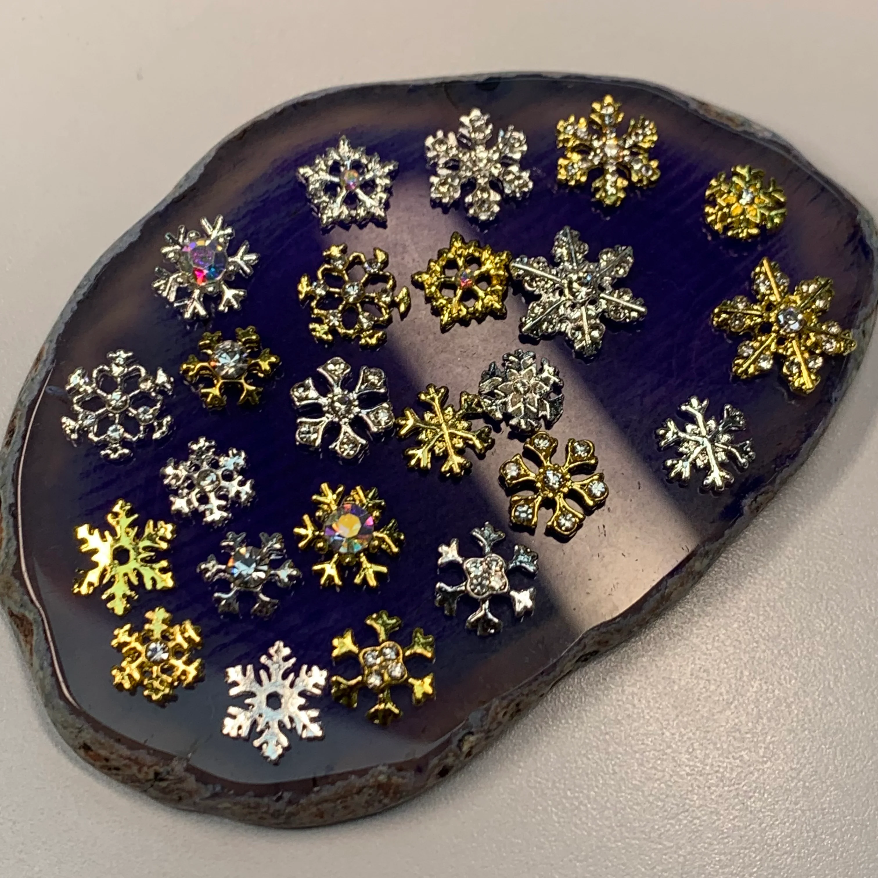 24pcs Snowflake Charms for Winter and Christmas nails art design - Image 6